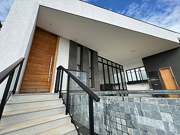 Casa 4 su�tes no Alphaville Lagoa dos Ingleses � Nova Lima